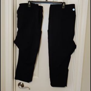 Pair of Torrid Active Capris sz 3